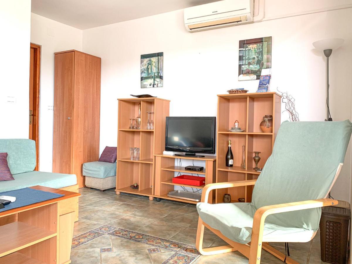 Apartmani Sincic Pula Bagian luar foto