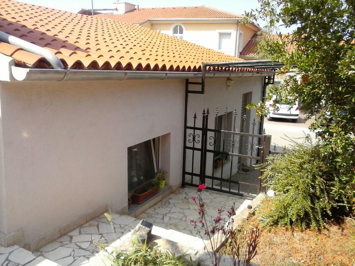 Apartmani Sincic Pula Bagian luar foto